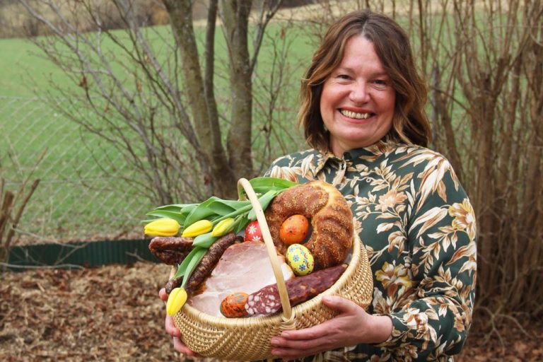 Claudia Hölbling von Gaumenfest.at mit Oster-Spezialitäten